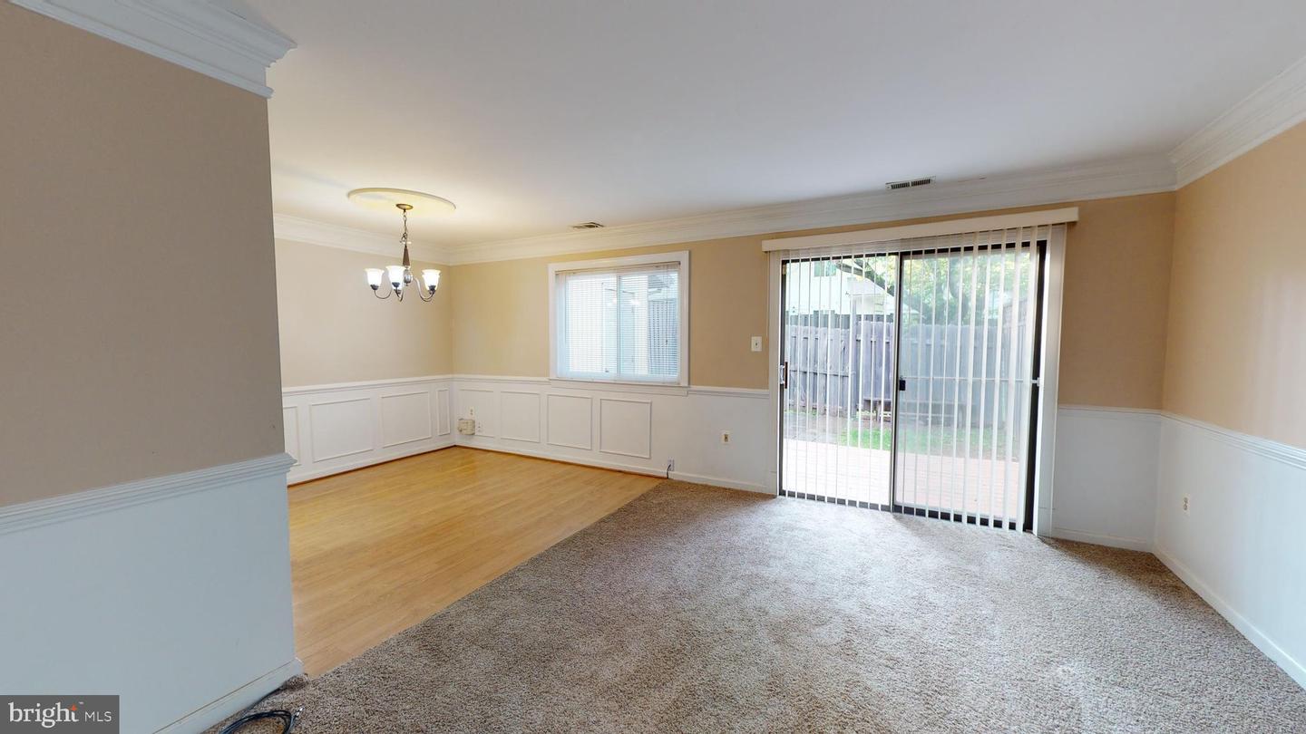 237 Greenfield COURT
