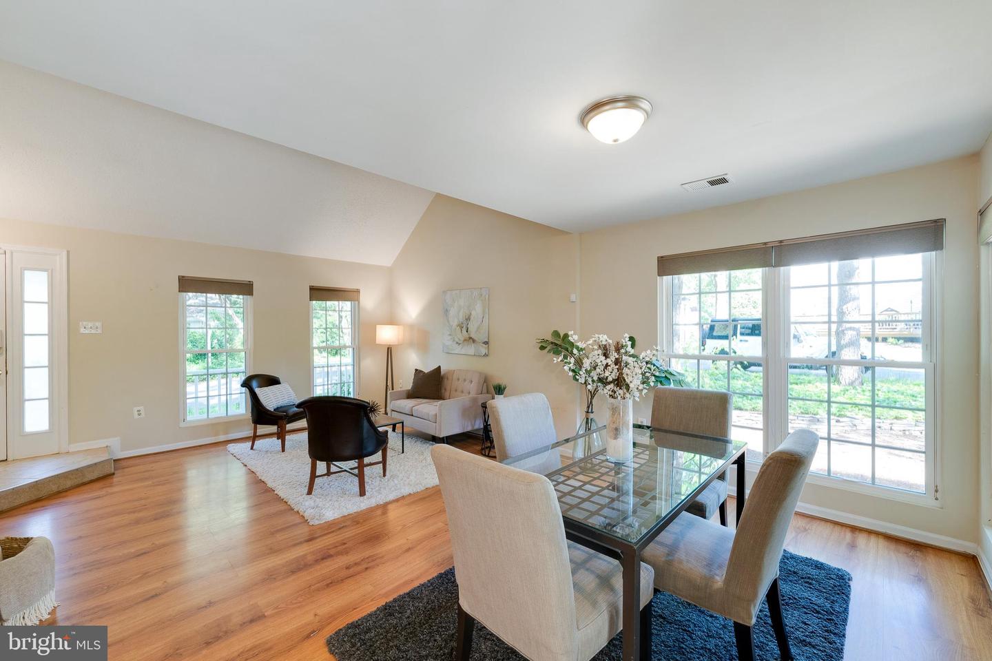 310 Foxridge DRIVE SW