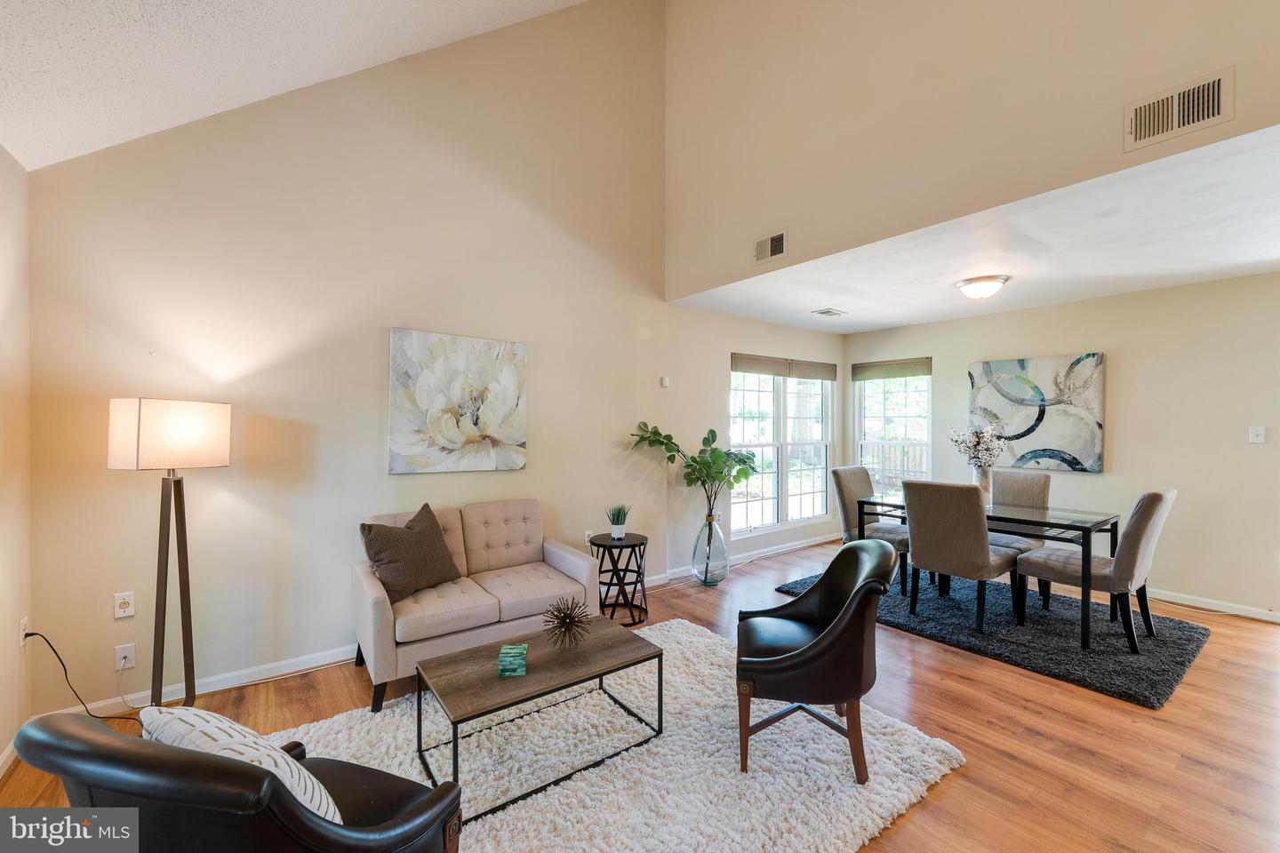 310 Foxridge DRIVE SW