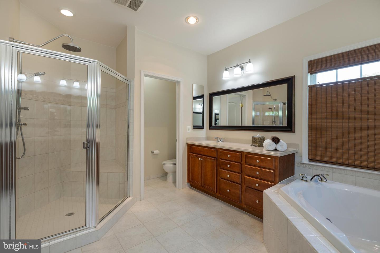 24818 Serpentine PLACE