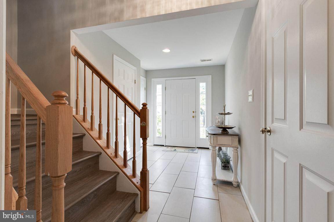 25199 Destination SQUARE