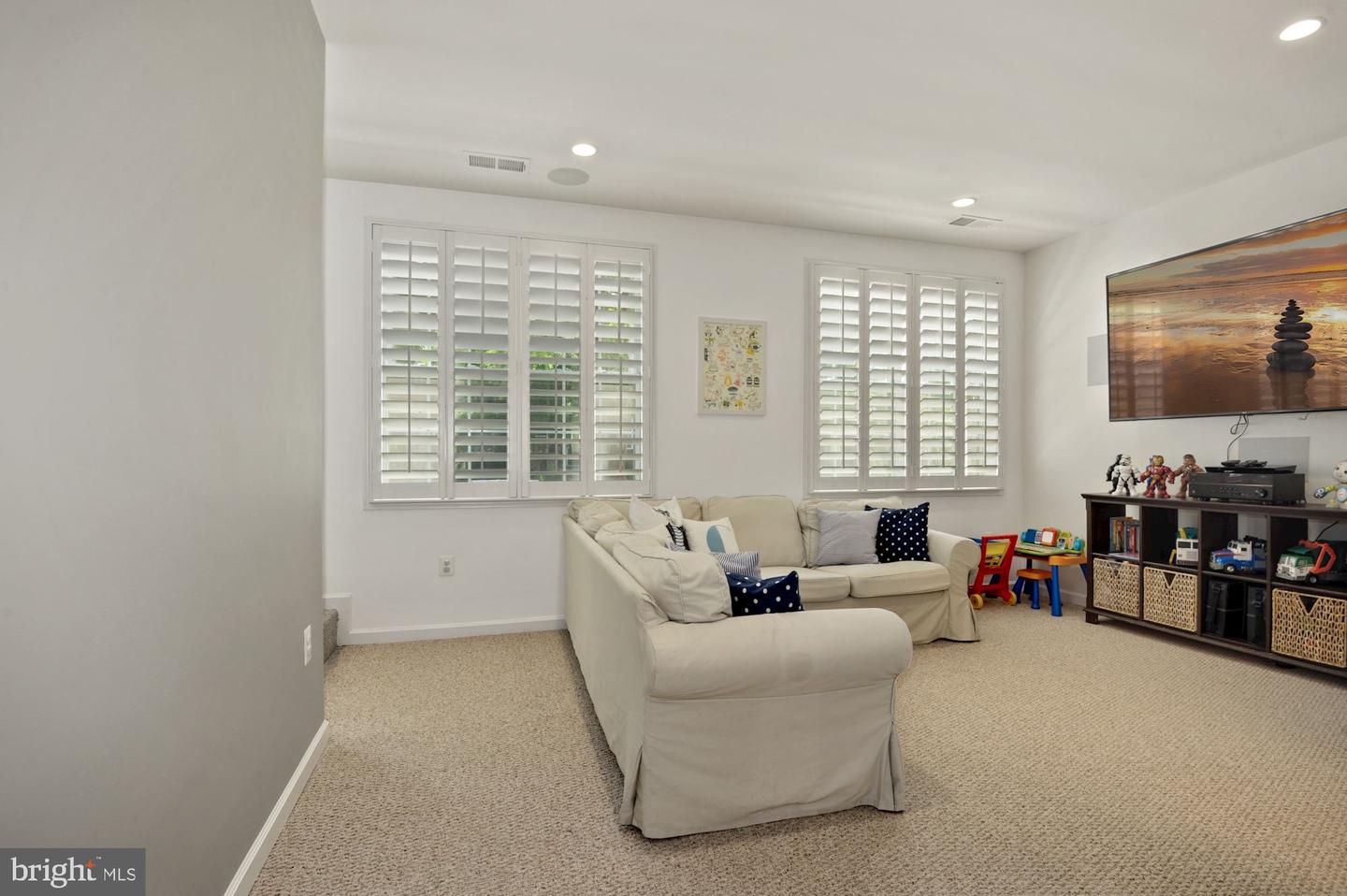 23419 Berkeley Meadows DRIVE