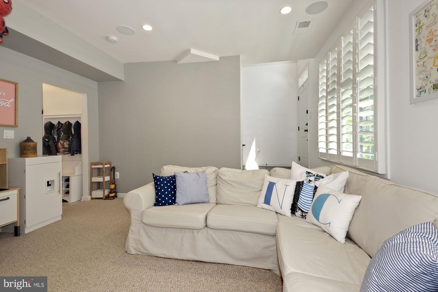 23419 Berkeley Meadows DRIVE