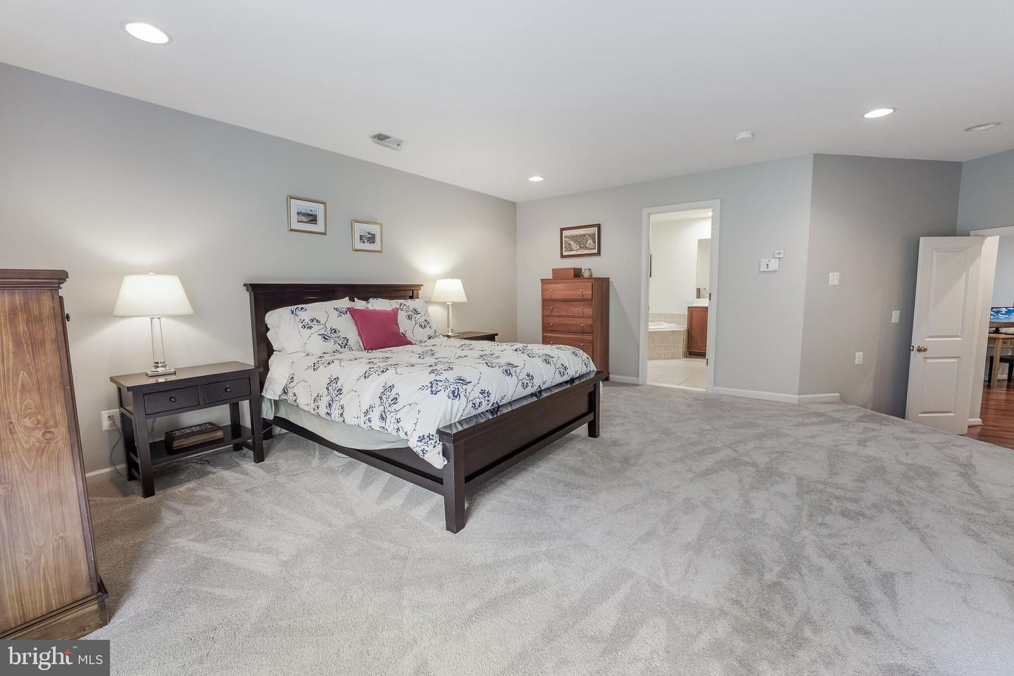 23225 Grayling