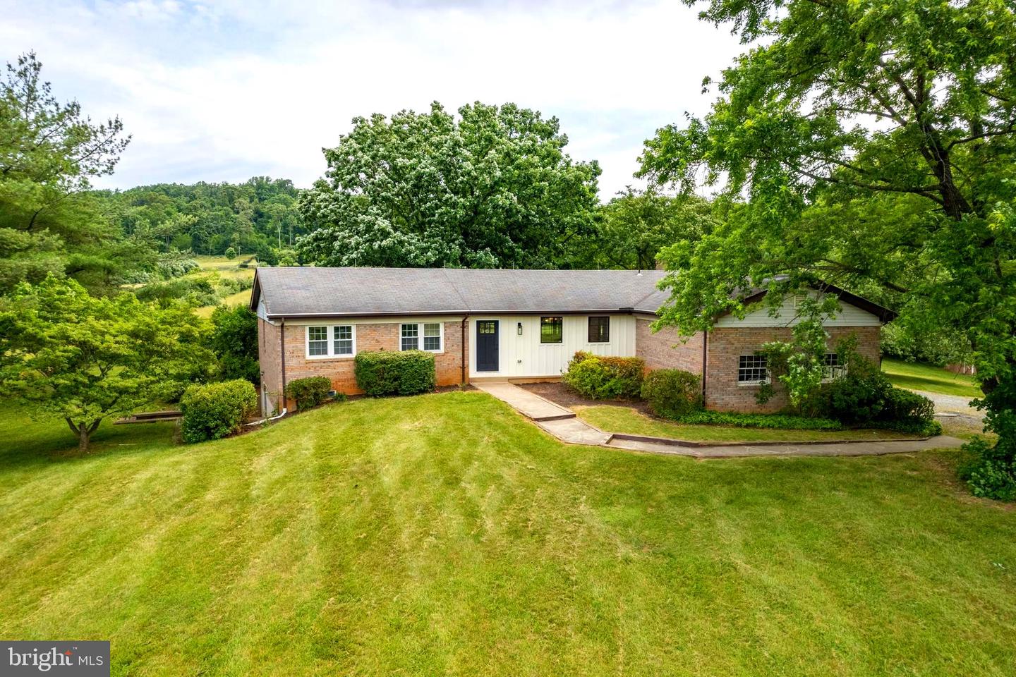 18490 Yellow Schoolhouse ROAD