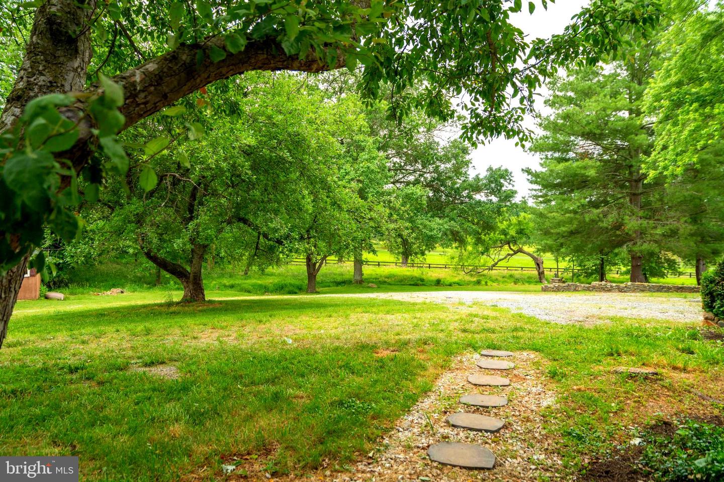 18490 Yellow Schoolhouse ROAD