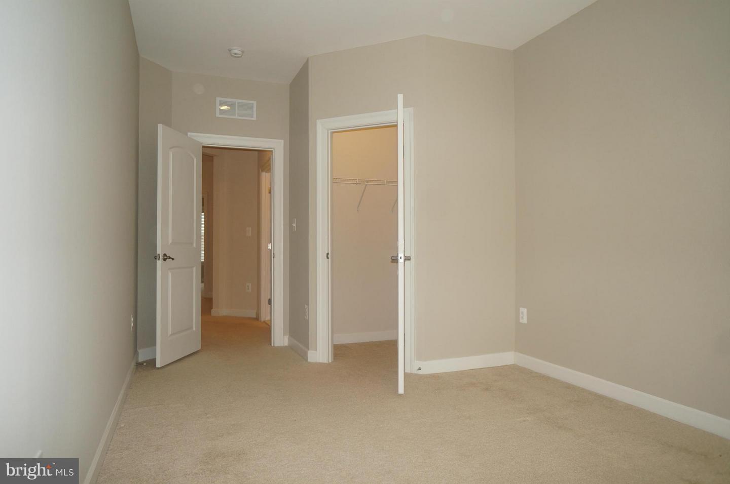 42591 Voormeade TERRACE