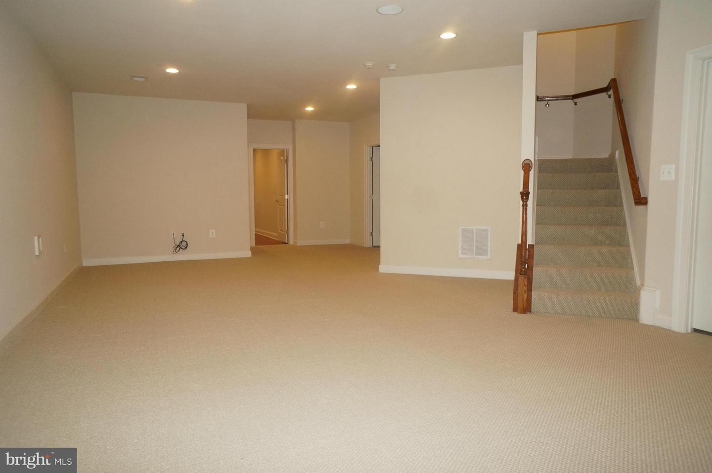 42591 Voormeade TERRACE