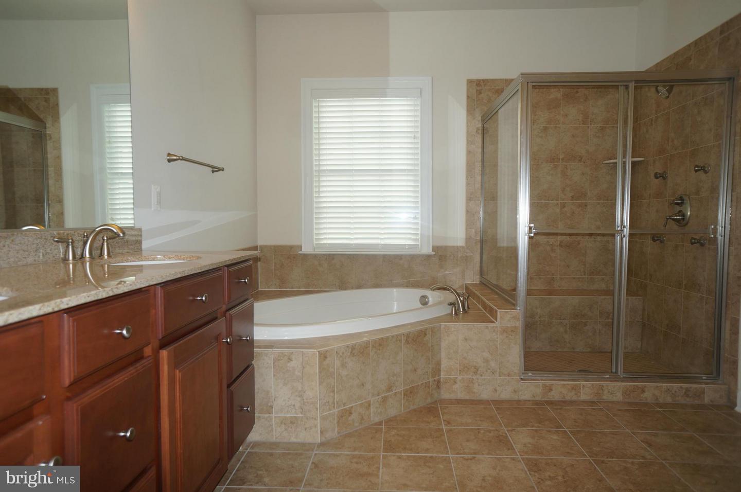 42591 Voormeade TERRACE