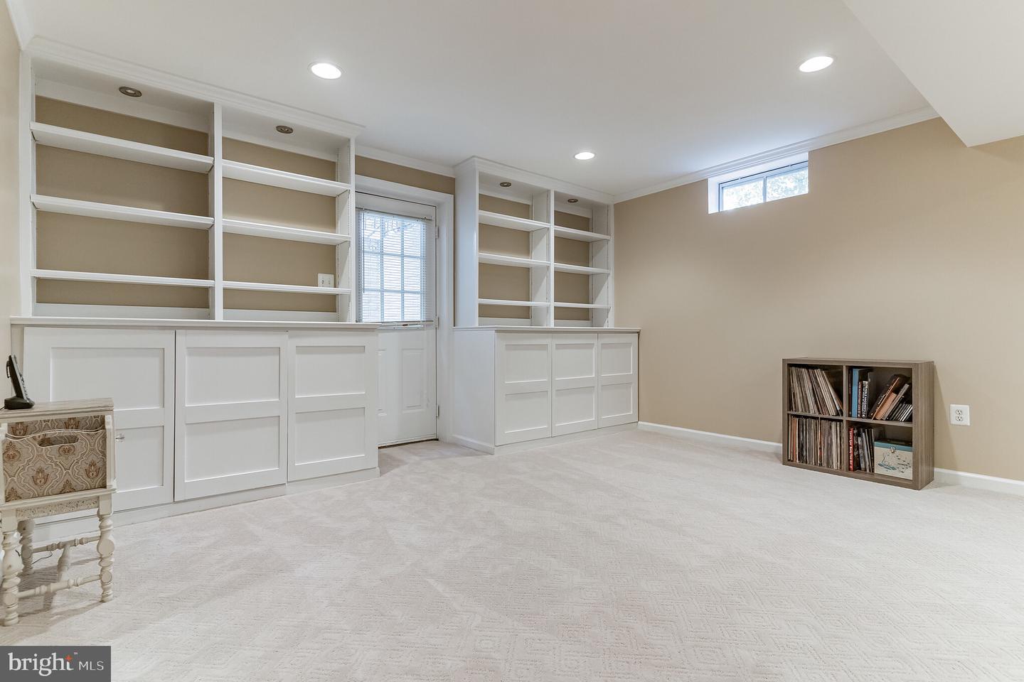 47405 Gallion Forest COURT