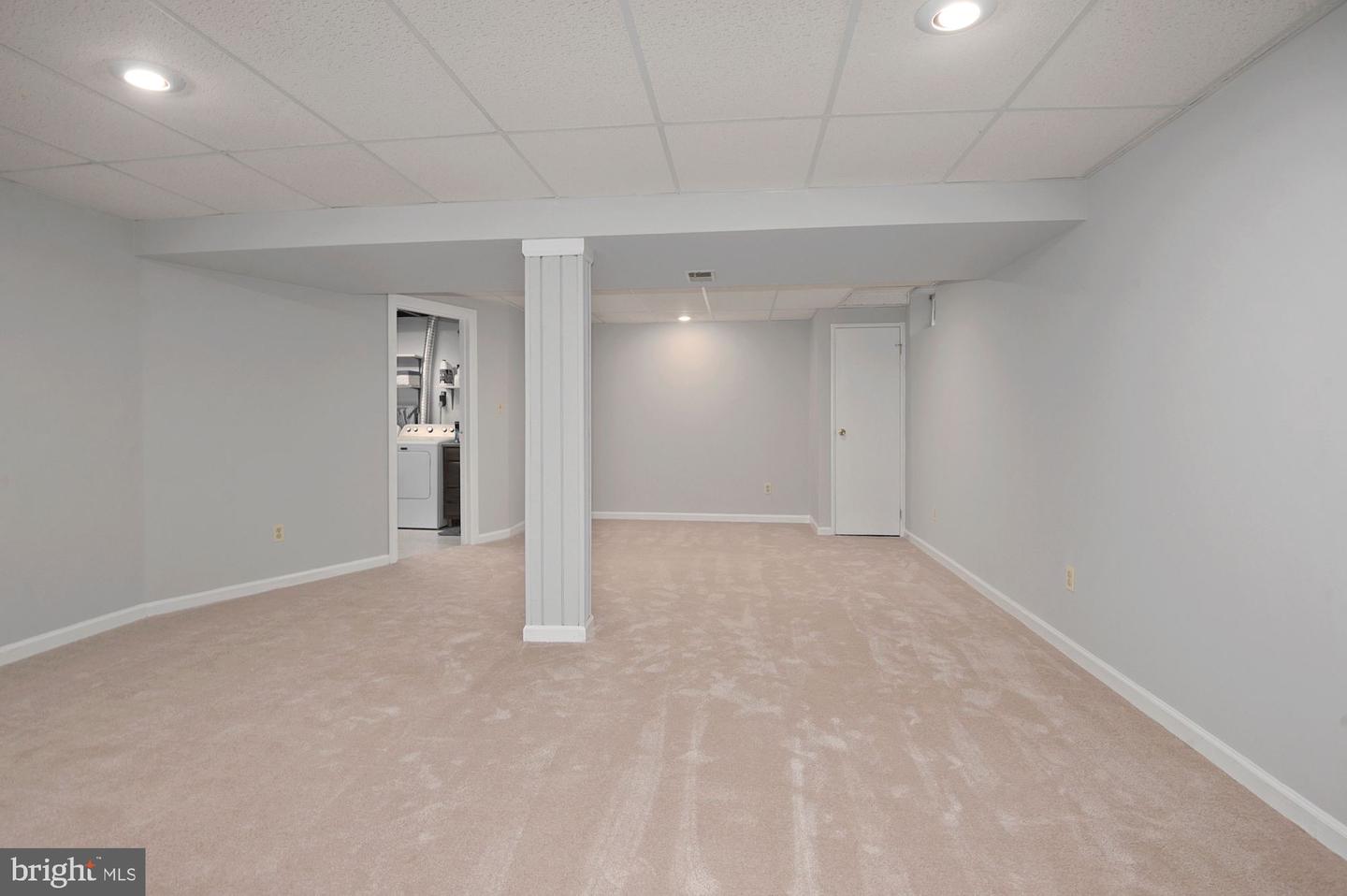 105 Red Oak LANE