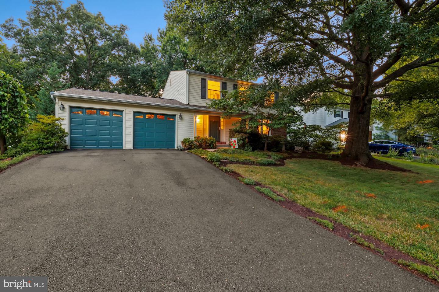105 Red Oak LANE