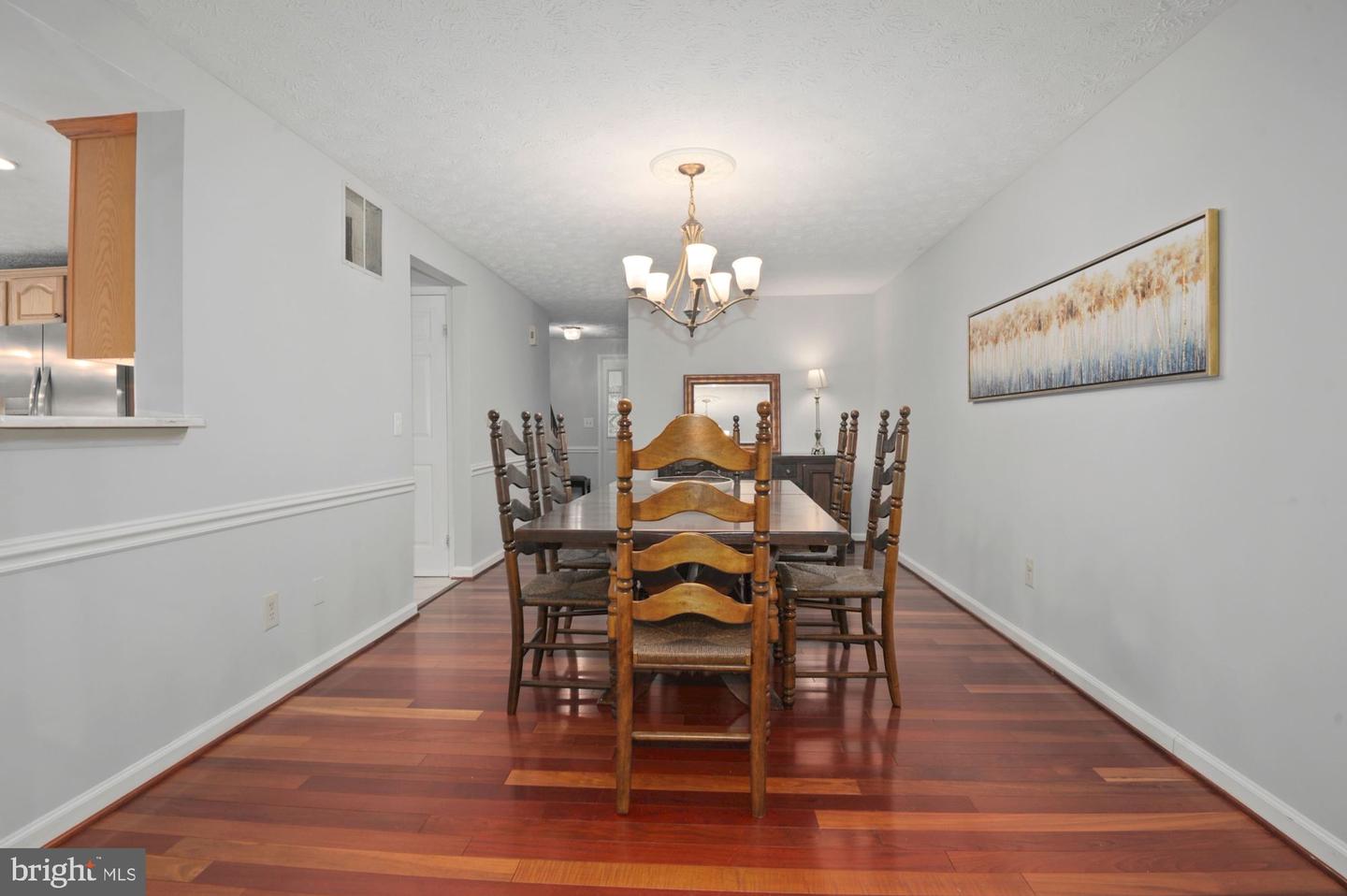 105 Red Oak LANE
