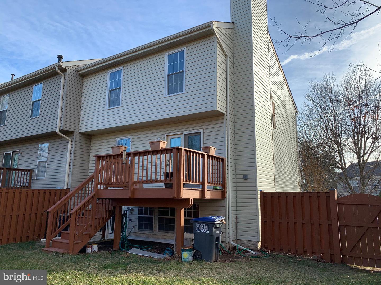 21073 Cornerpost SQUARE