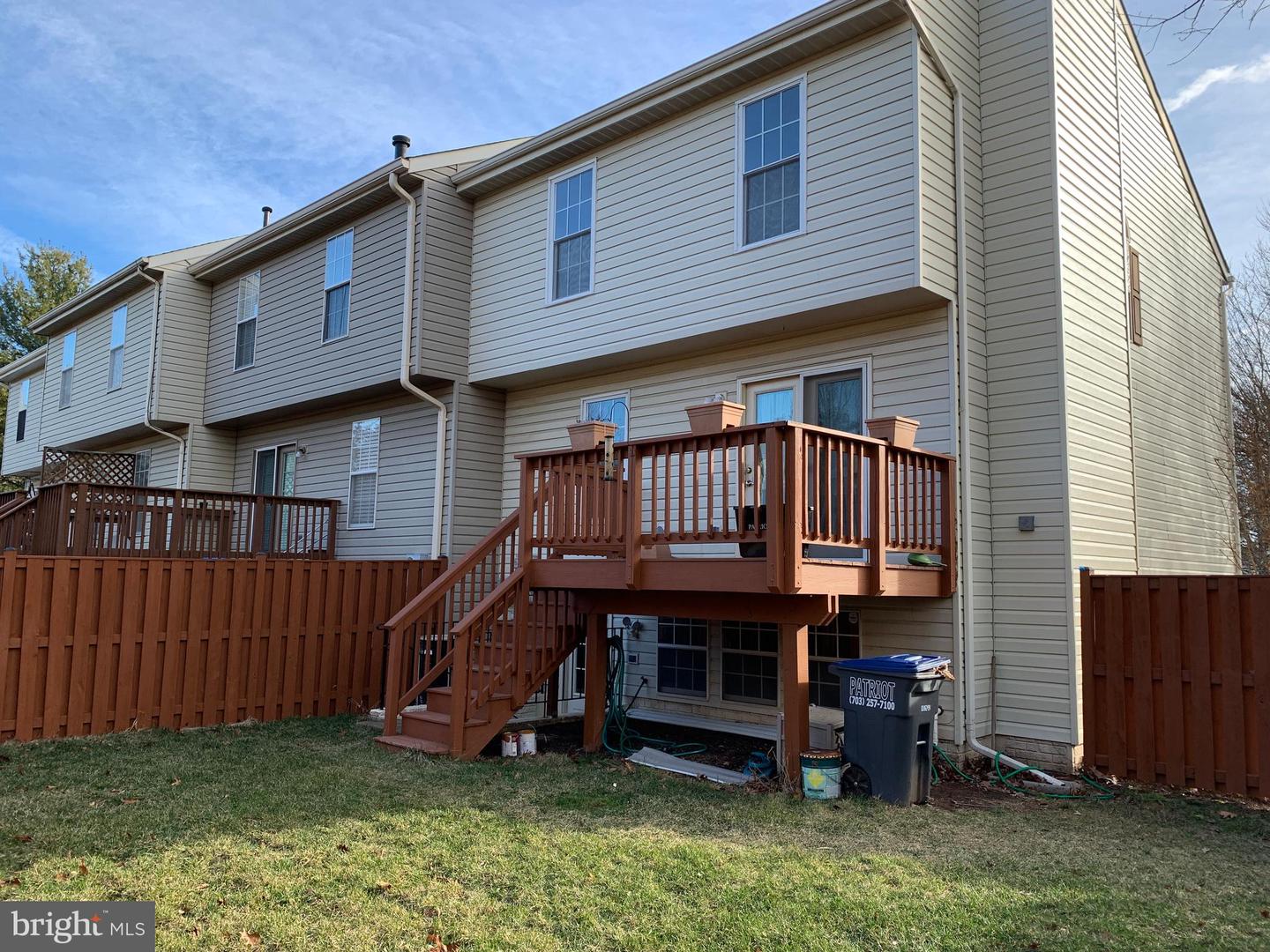 21073 Cornerpost SQUARE