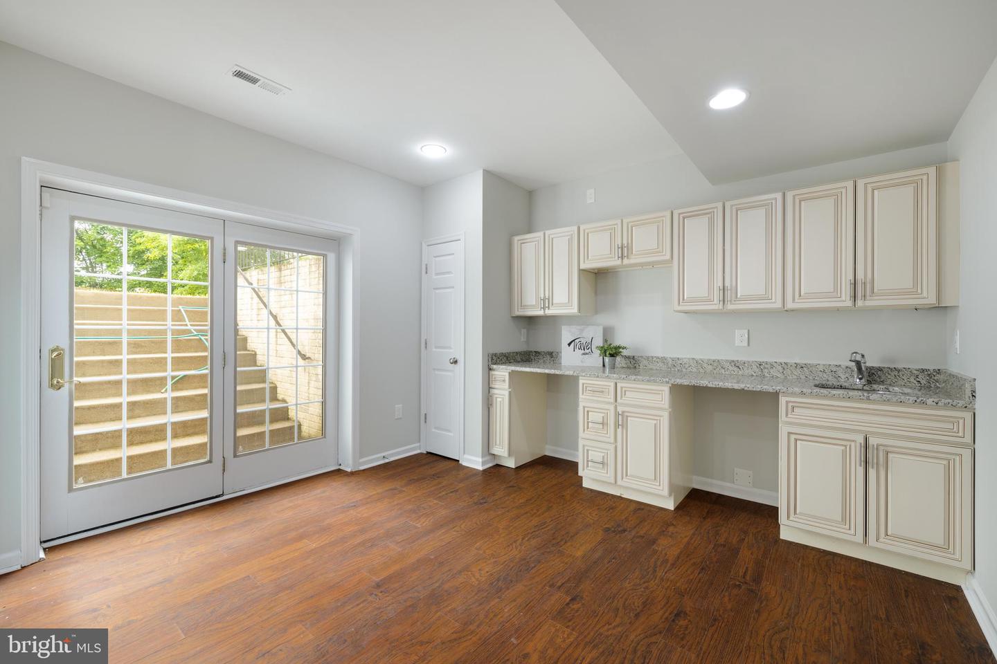 22829 Queensbridge DRIVE