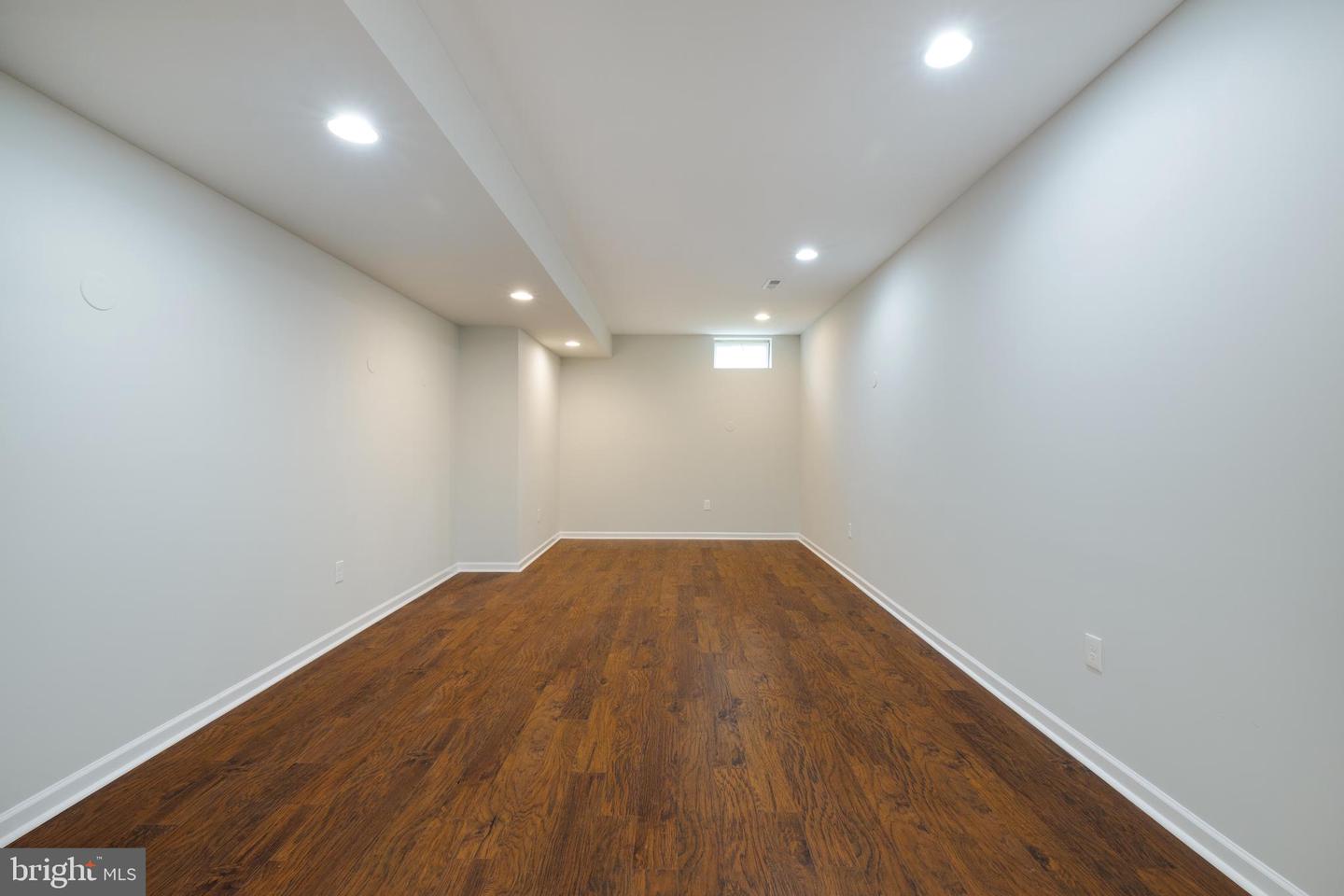22829 Queensbridge DRIVE