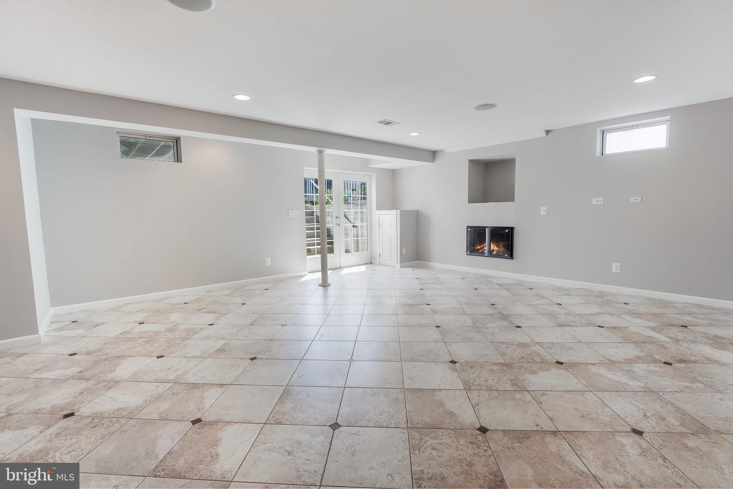 43457 Lucketts Bridge CIRCLE