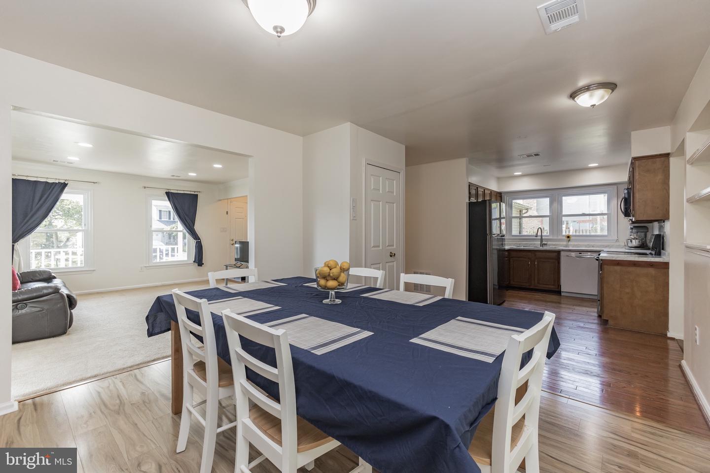 907 Chancellor STREET SW