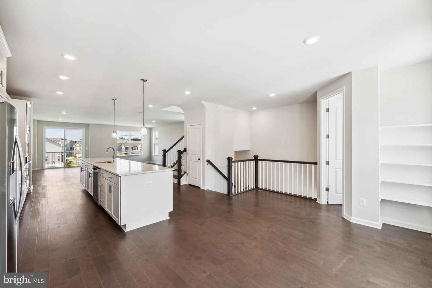 42938 Running Creek SQUARE