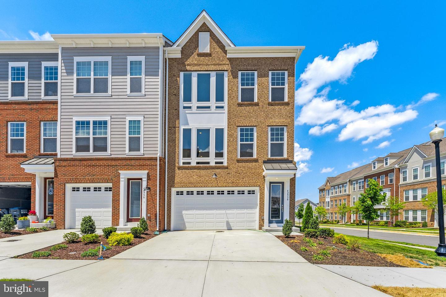 42938 Running Creek SQUARE