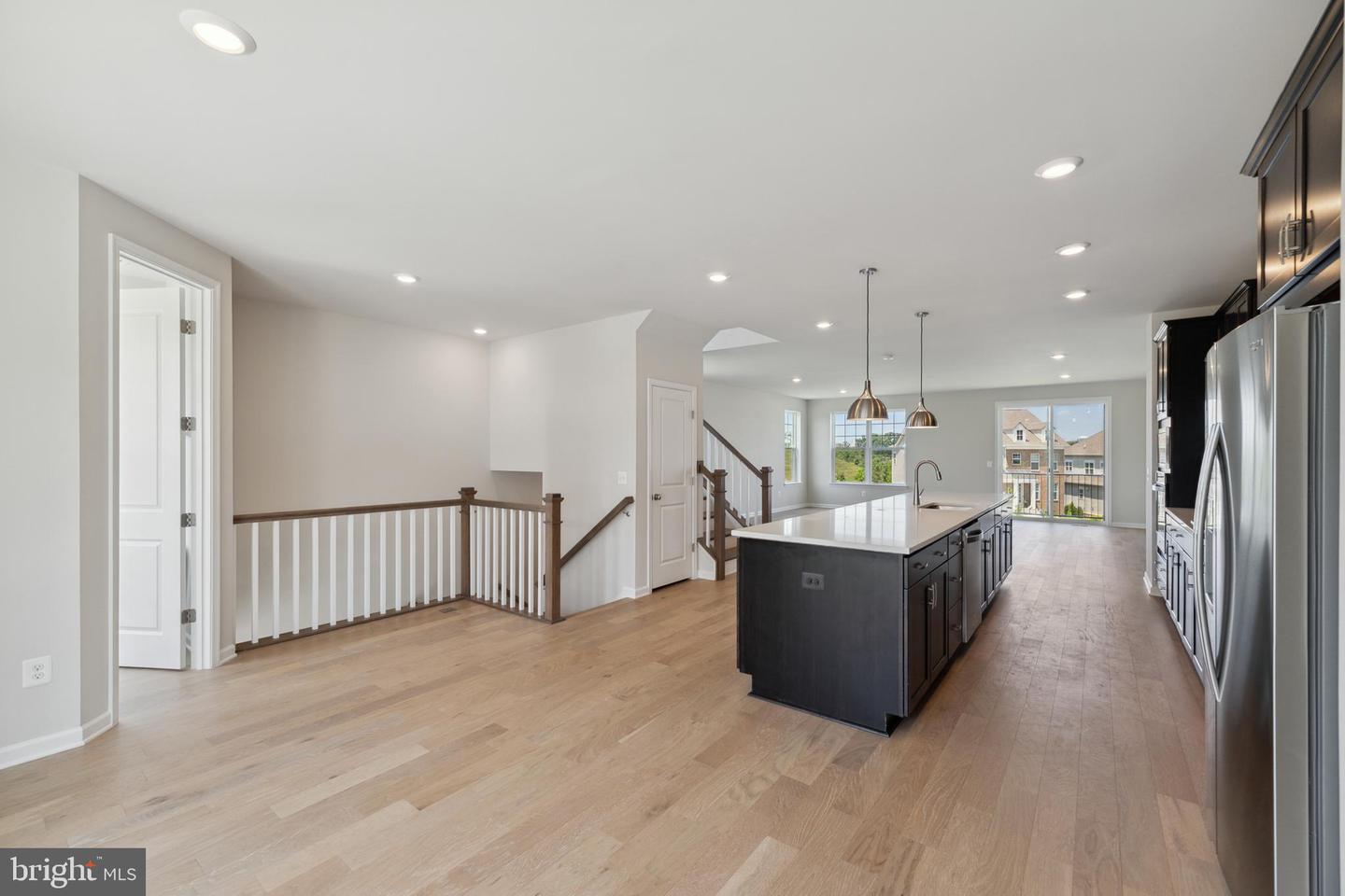 42928 Running Creek SQUARE