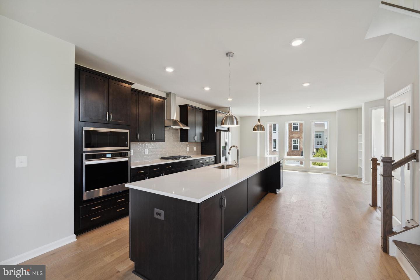 42928 Running Creek SQUARE