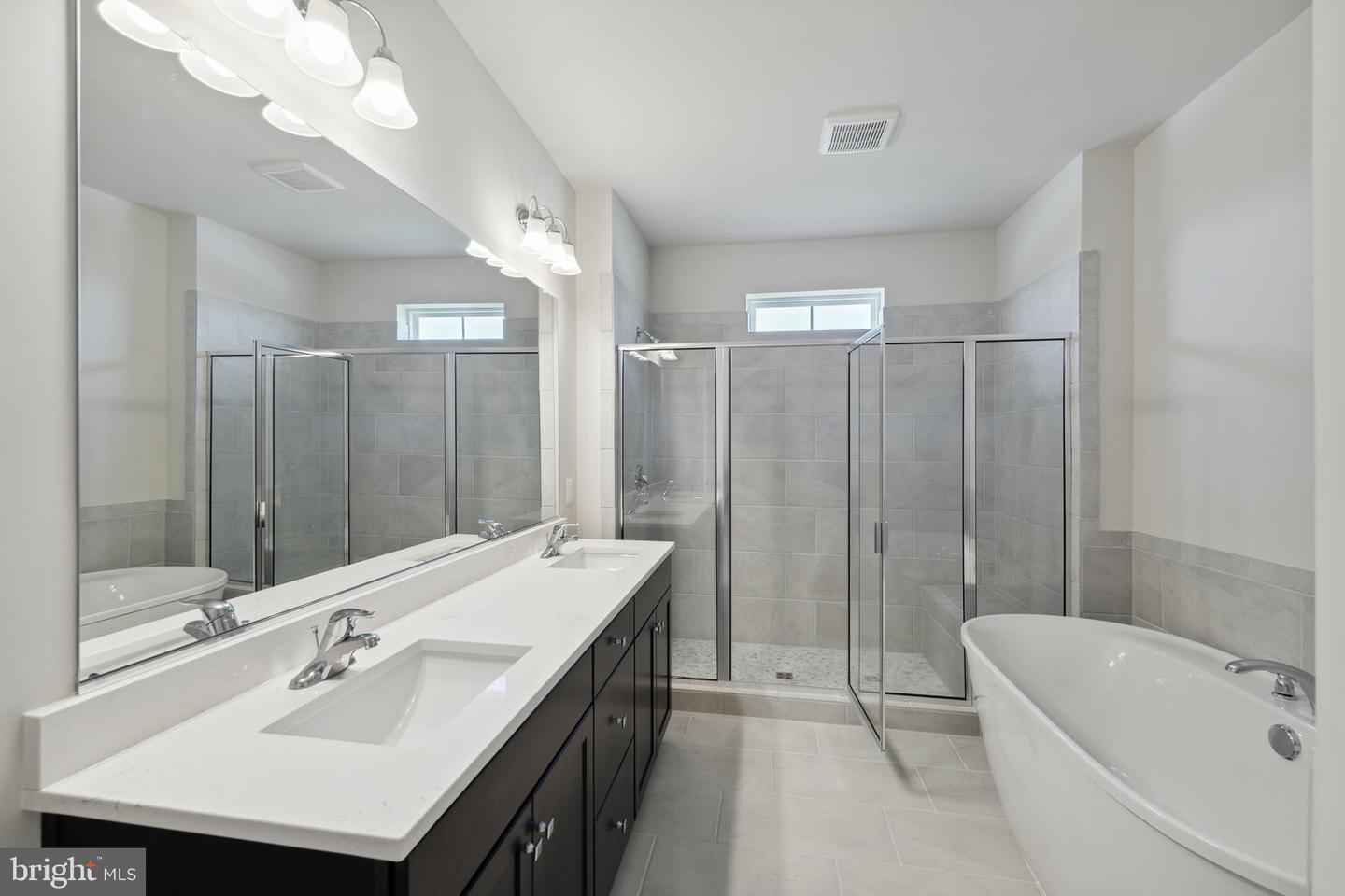 42928 Running Creek SQUARE