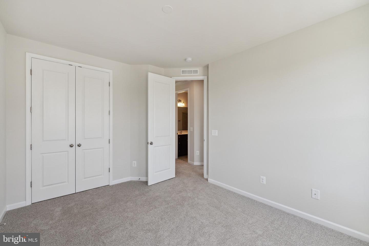42928 Running Creek SQUARE