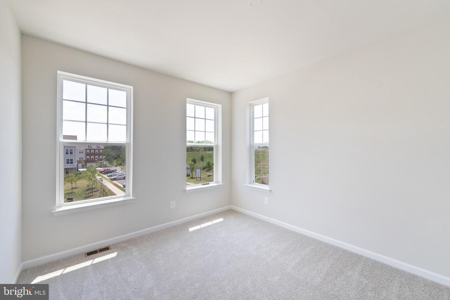 42928 Running Creek SQUARE