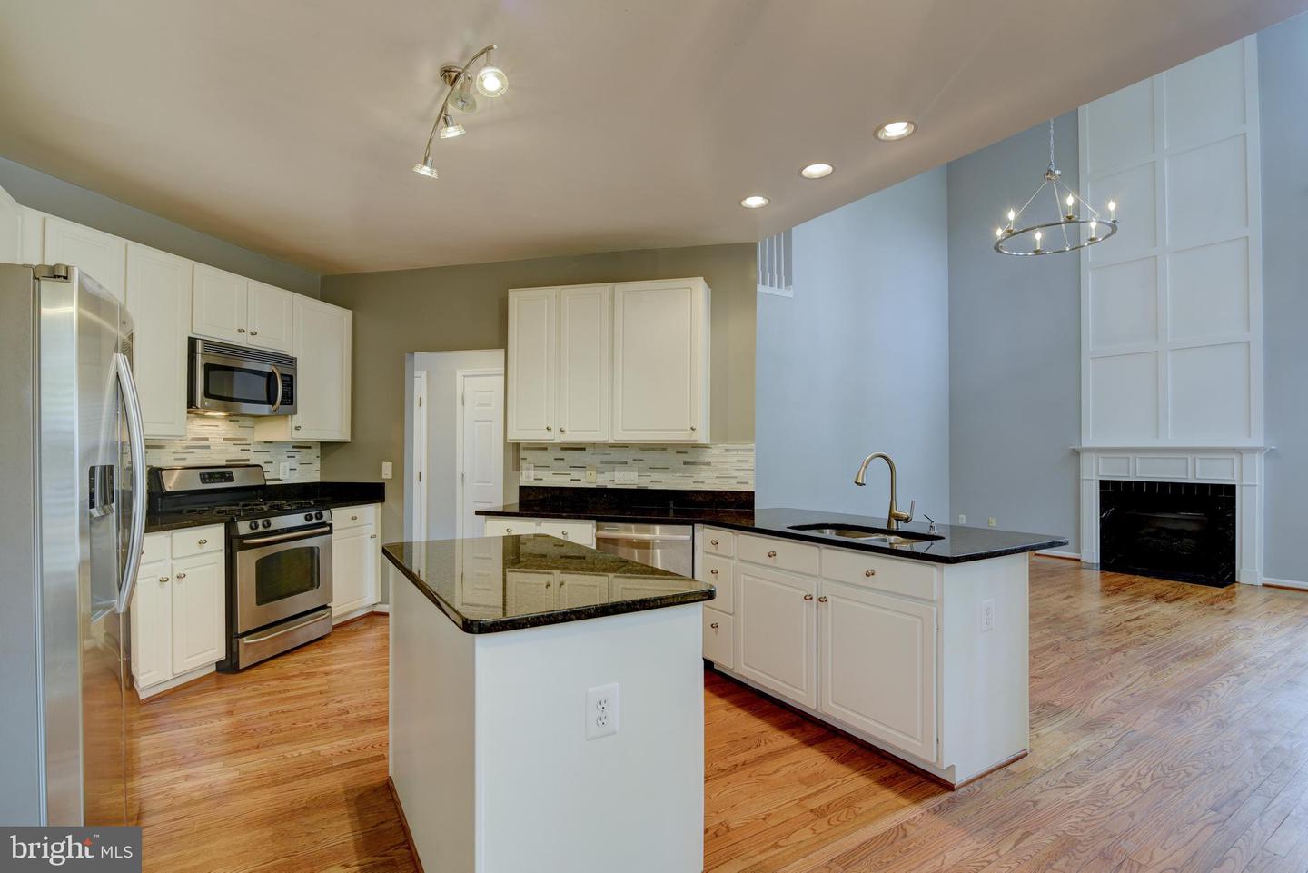 43189 Lighthouse PLACE