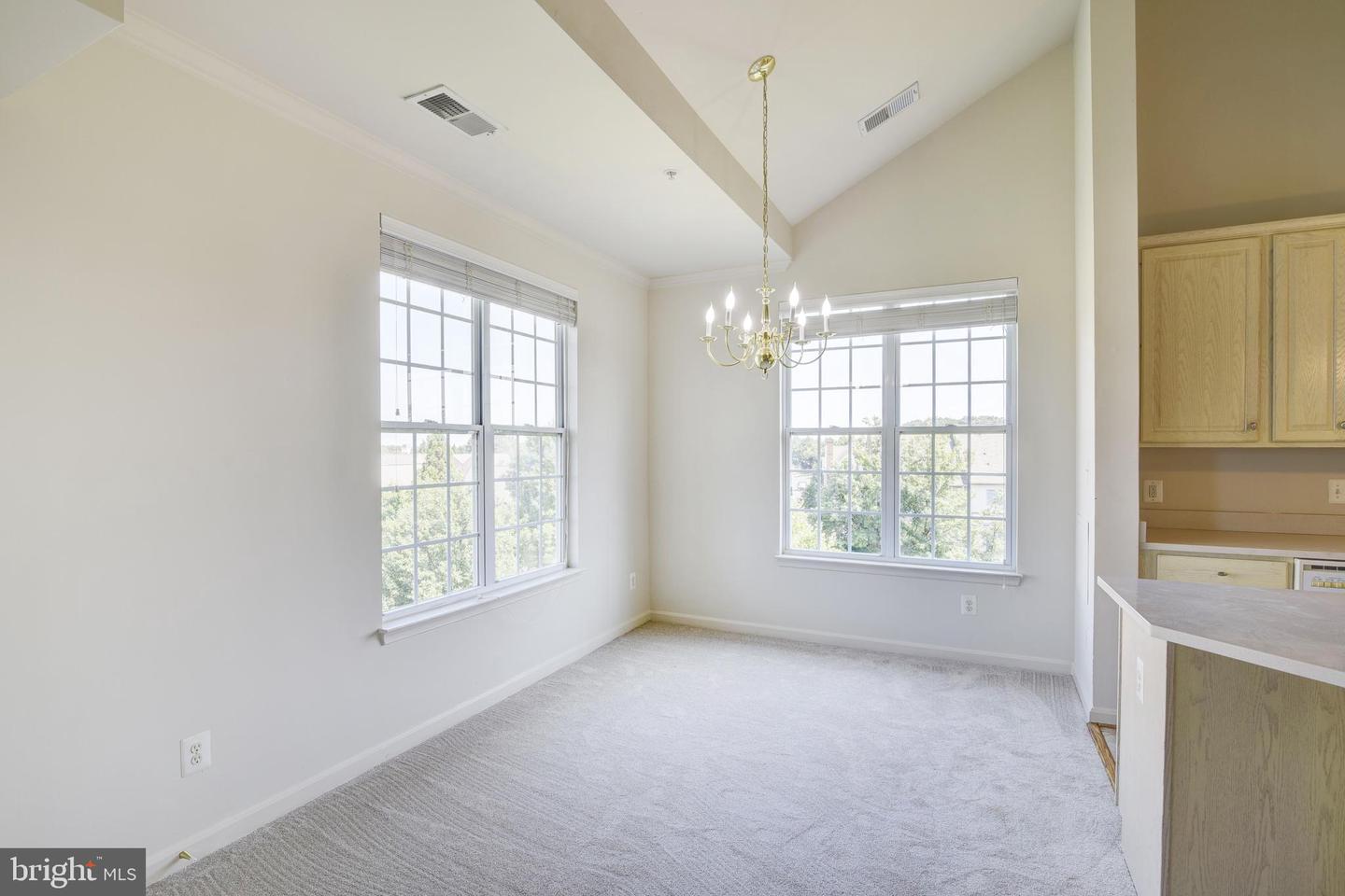 21191 McFadden SQUARE Unit: 407
