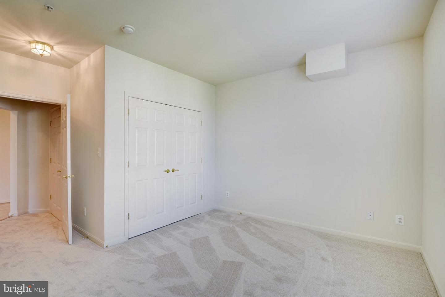 21191 McFadden SQUARE Unit: 407