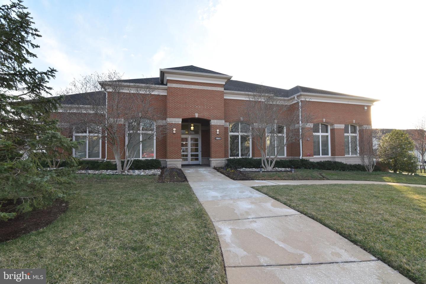 19199 Winmeade DRIVE
