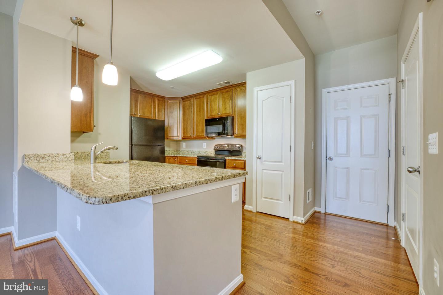 19199 Winmeade DRIVE