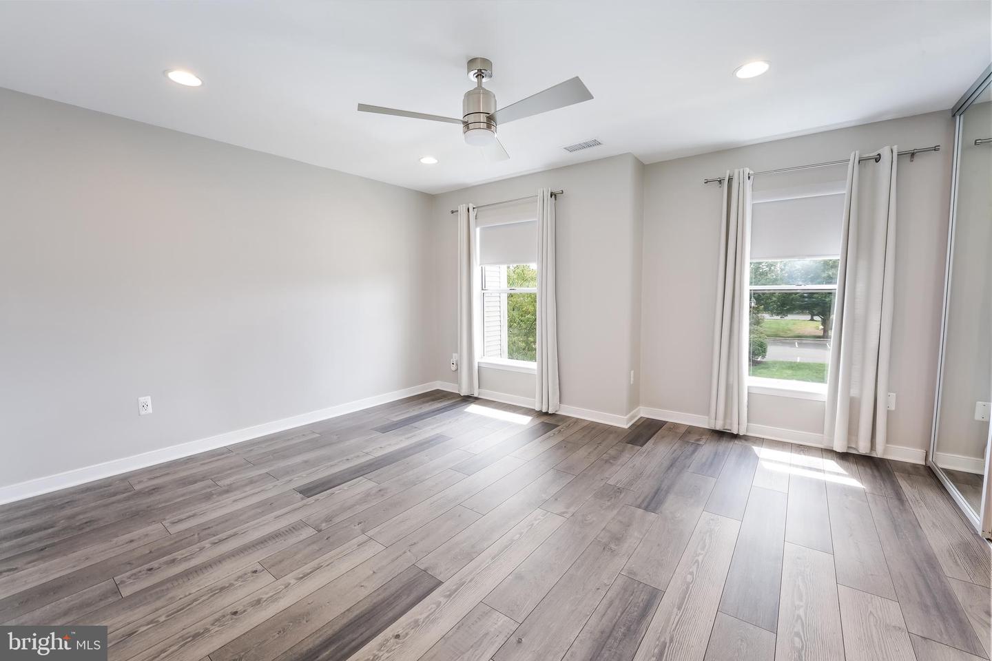 44154 Natalie TERRACE Unit: 302