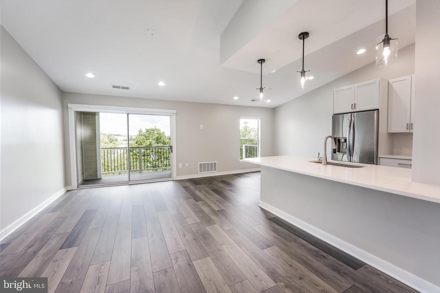44154 Natalie TERRACE Unit: 302