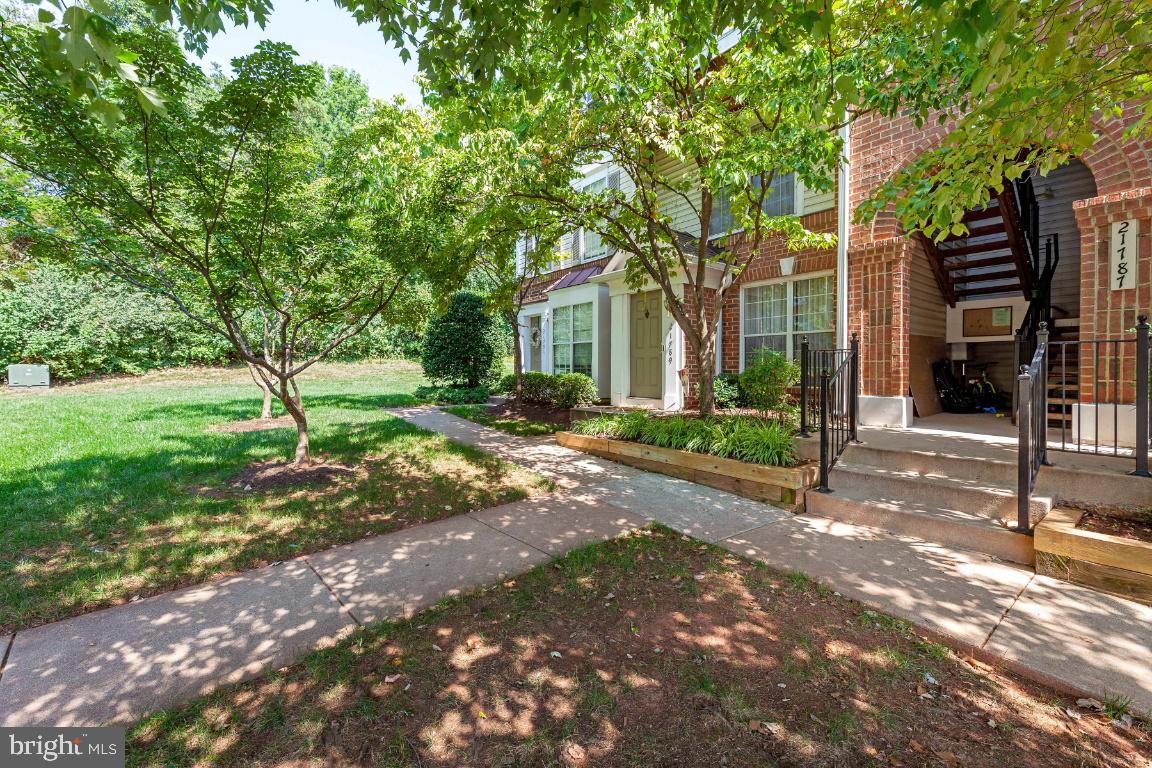 21787 Baldwin SQUARE Unit: 303