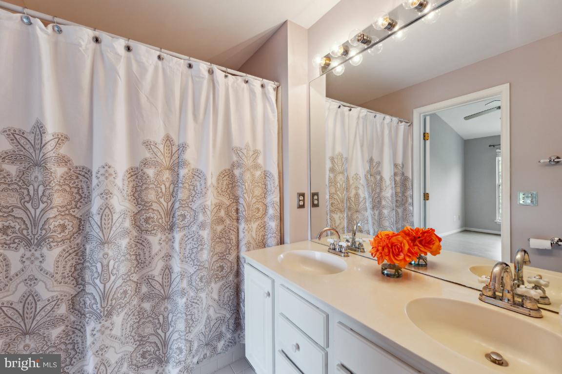 21787 Baldwin SQUARE Unit: 303