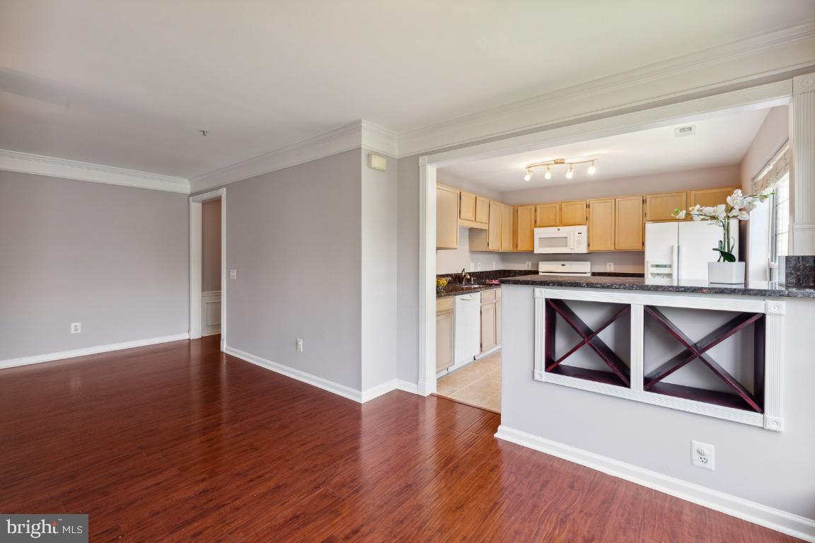 21787 Baldwin SQUARE Unit: 303