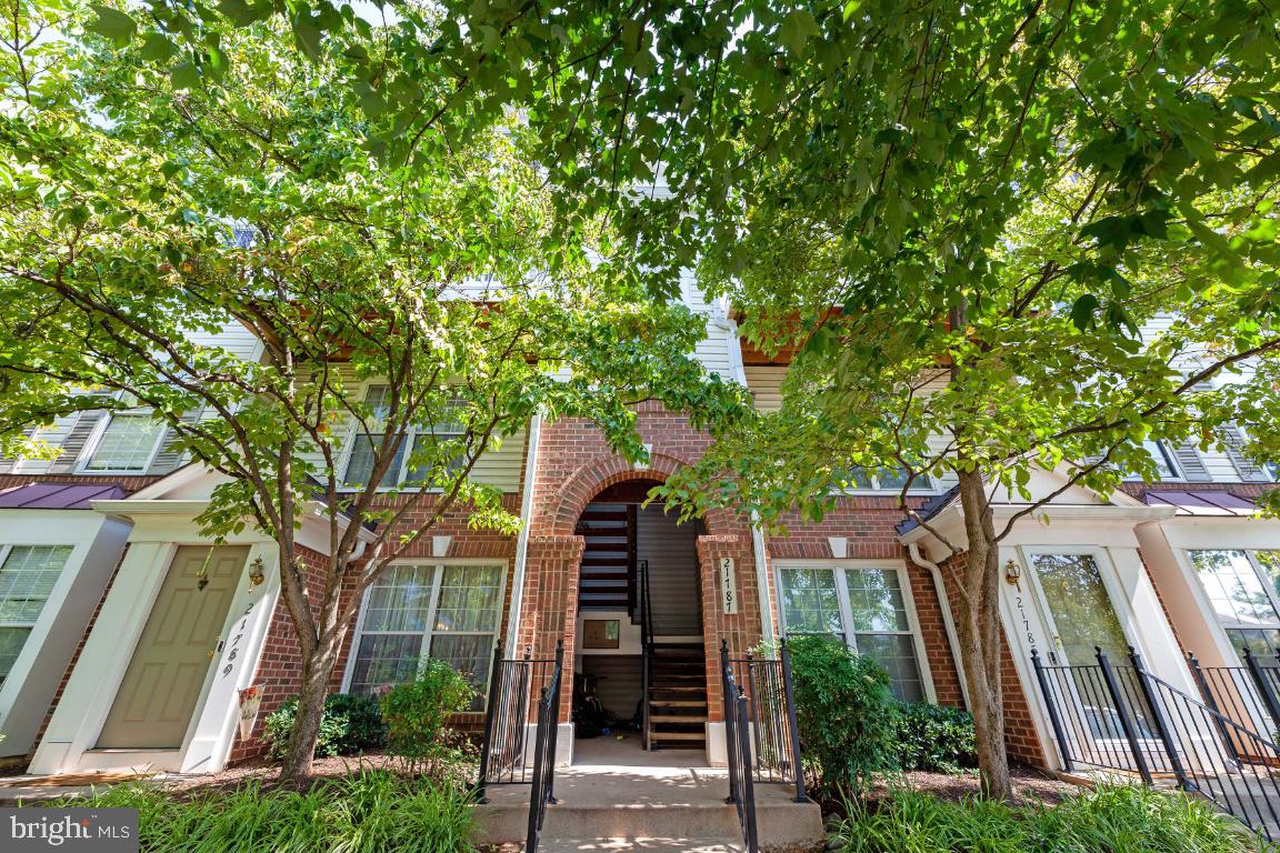 21787 Baldwin SQUARE Unit: 303