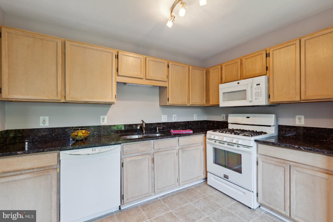 21787 Baldwin SQUARE Unit: 303