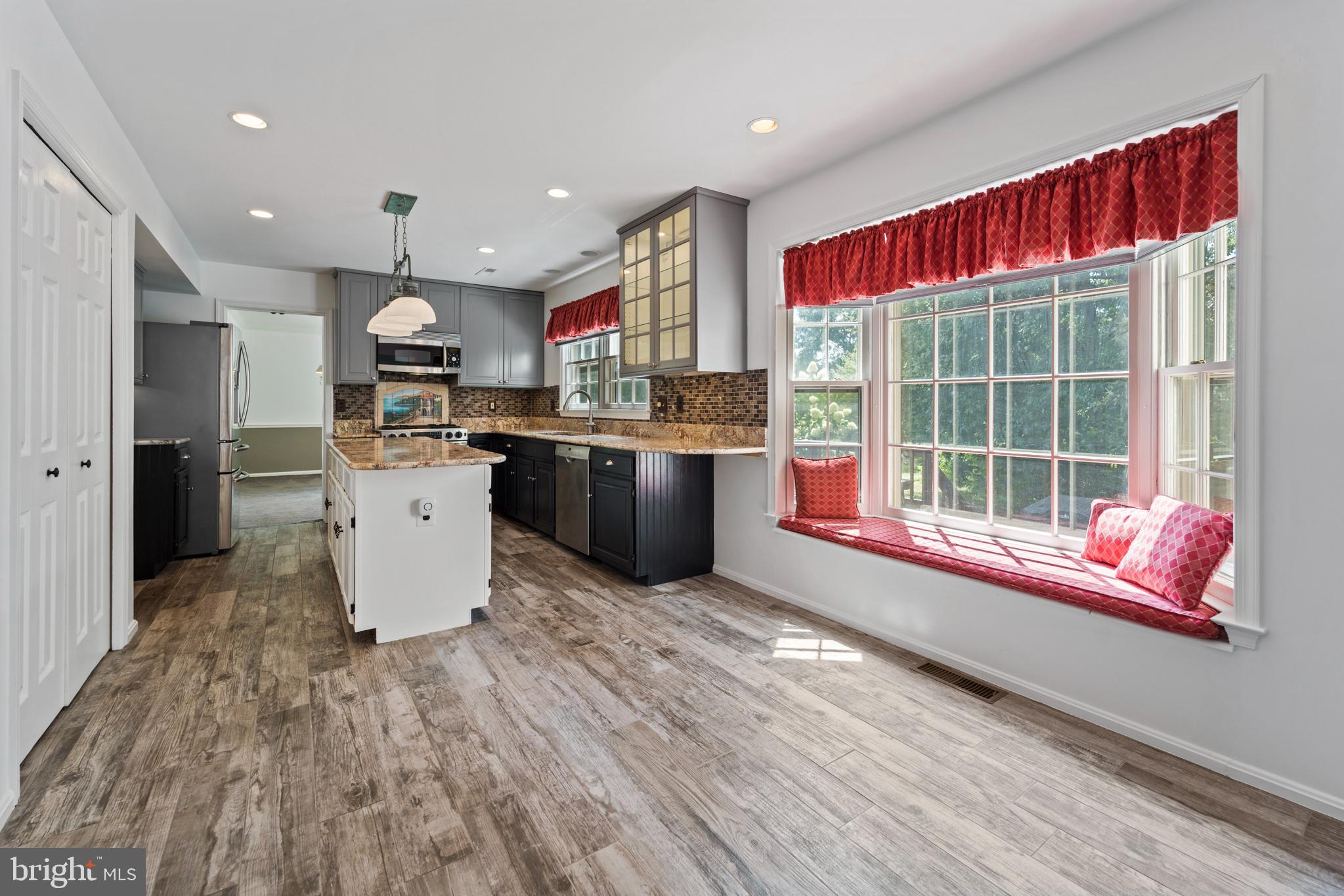 44137 Bristow CIRCLE
