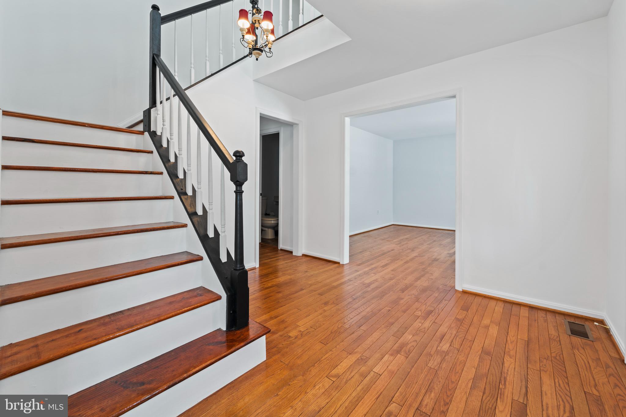 44137 Bristow CIRCLE