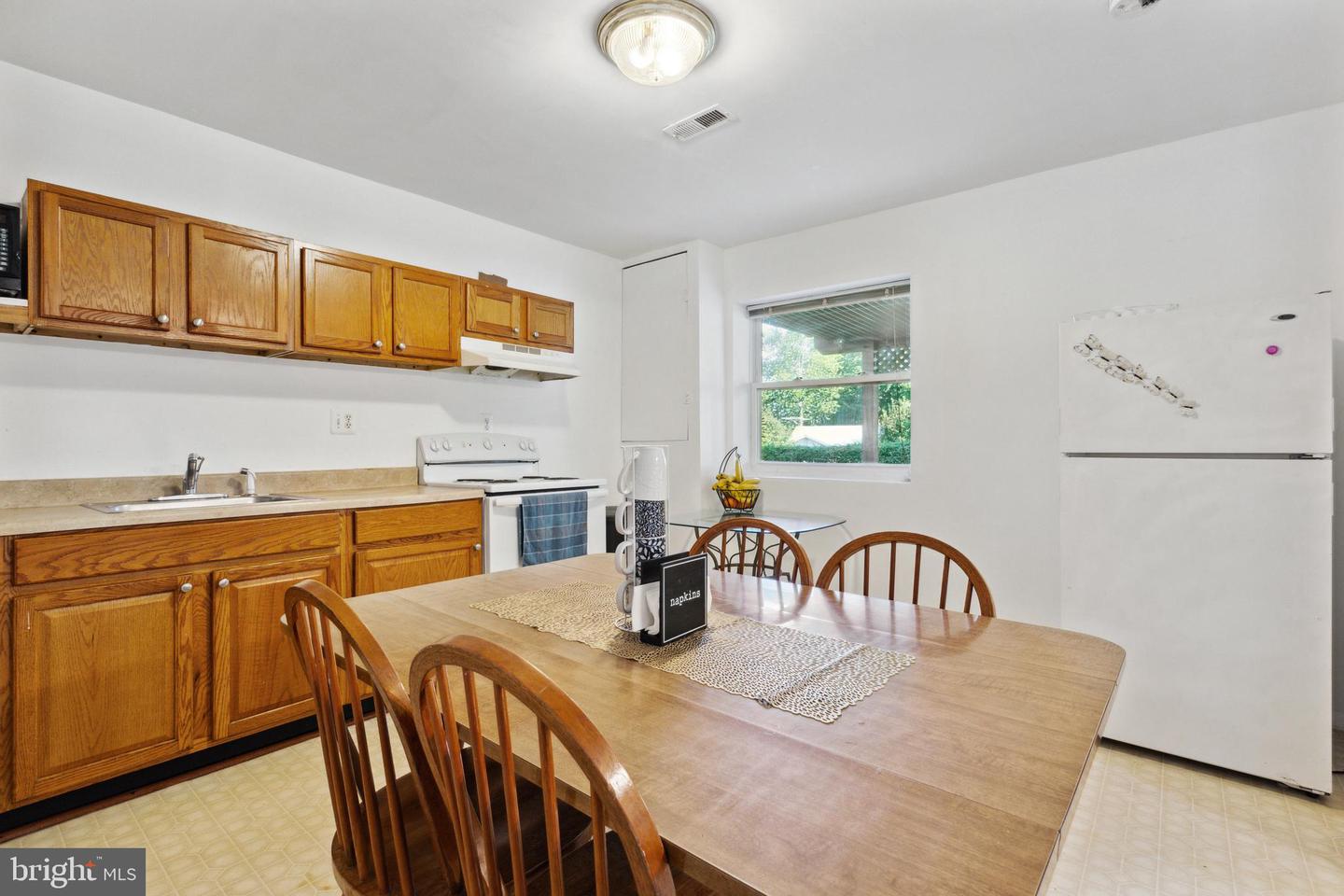 407 Hummer COURT