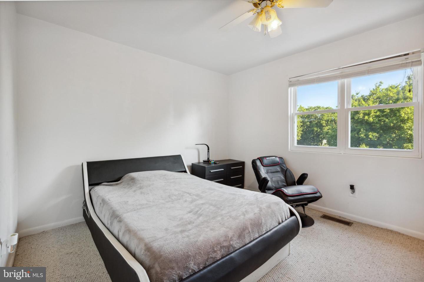 407 Hummer COURT
