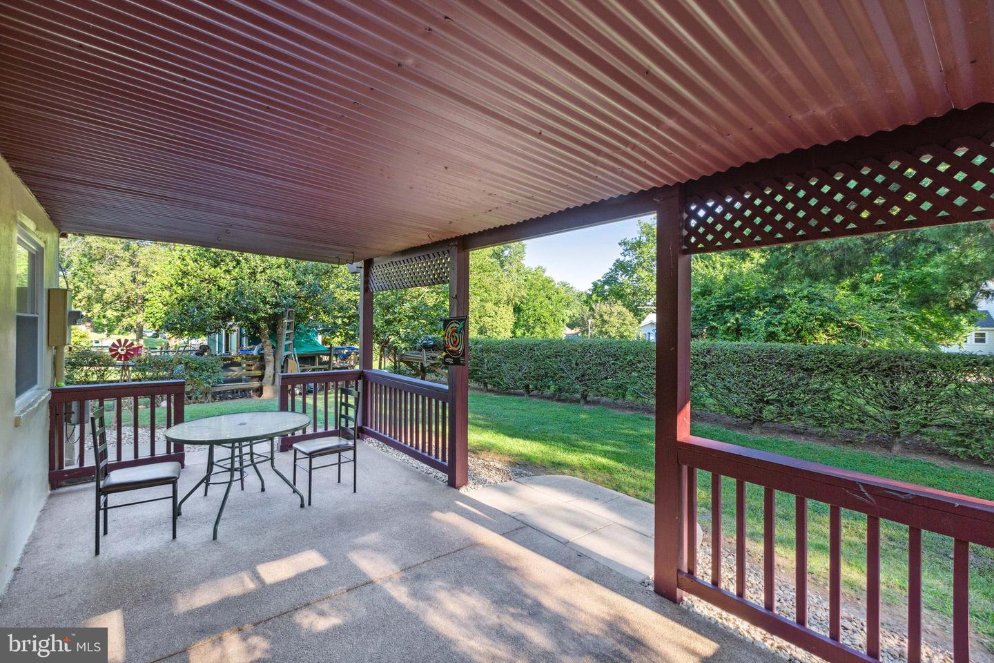 407 Hummer COURT