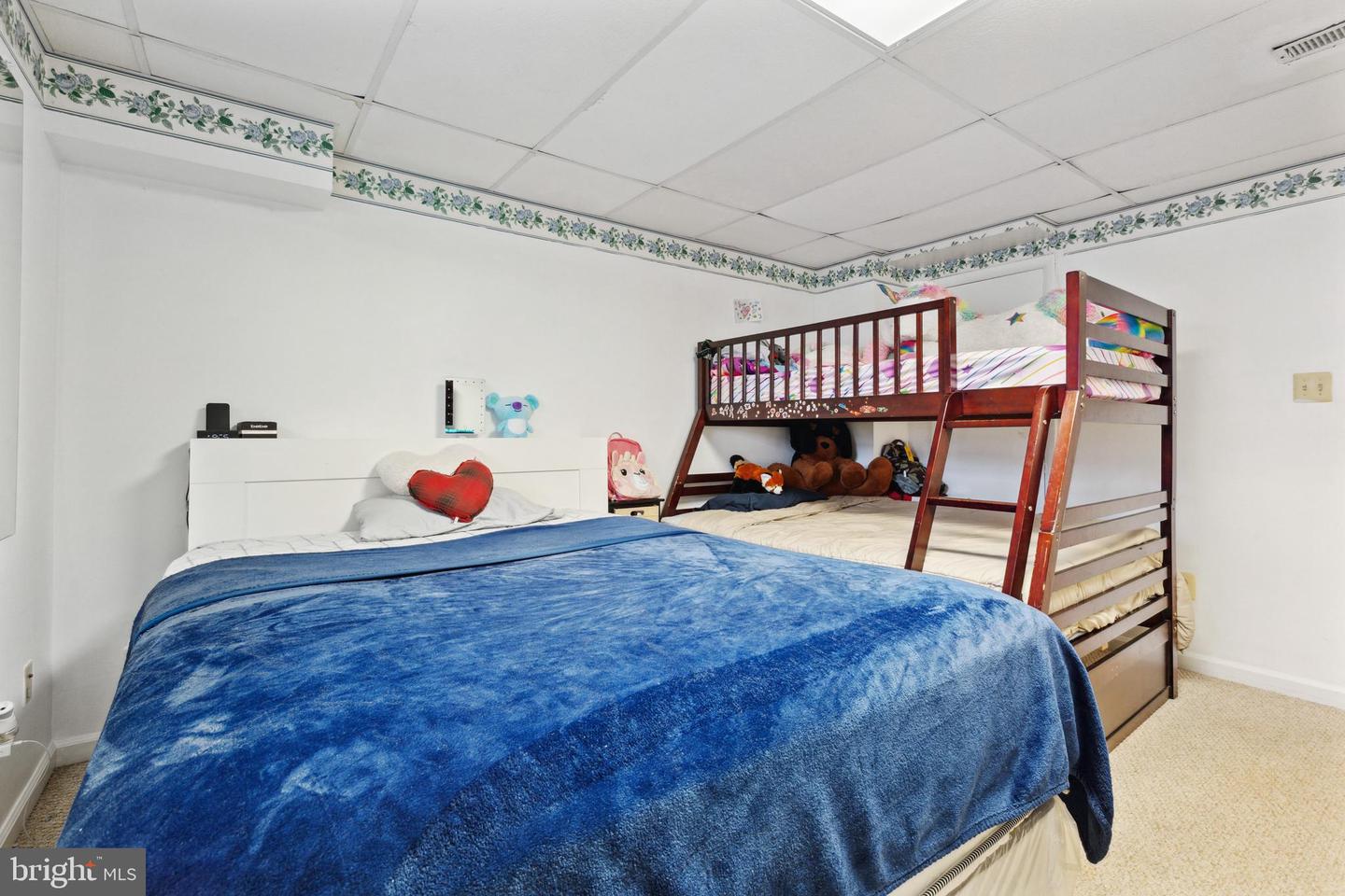 407 Hummer COURT