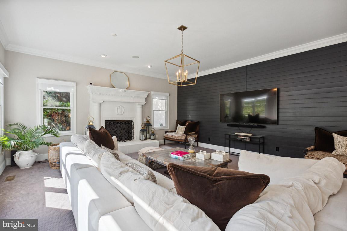 17212 Silver Charm PLACE