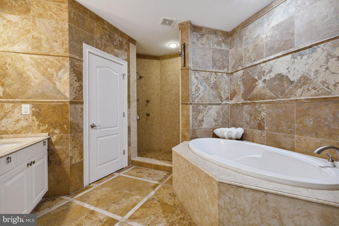 17212 Silver Charm PLACE